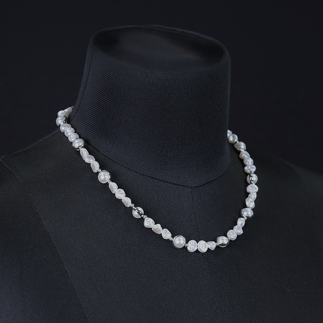 Uneven Pearl Necklace