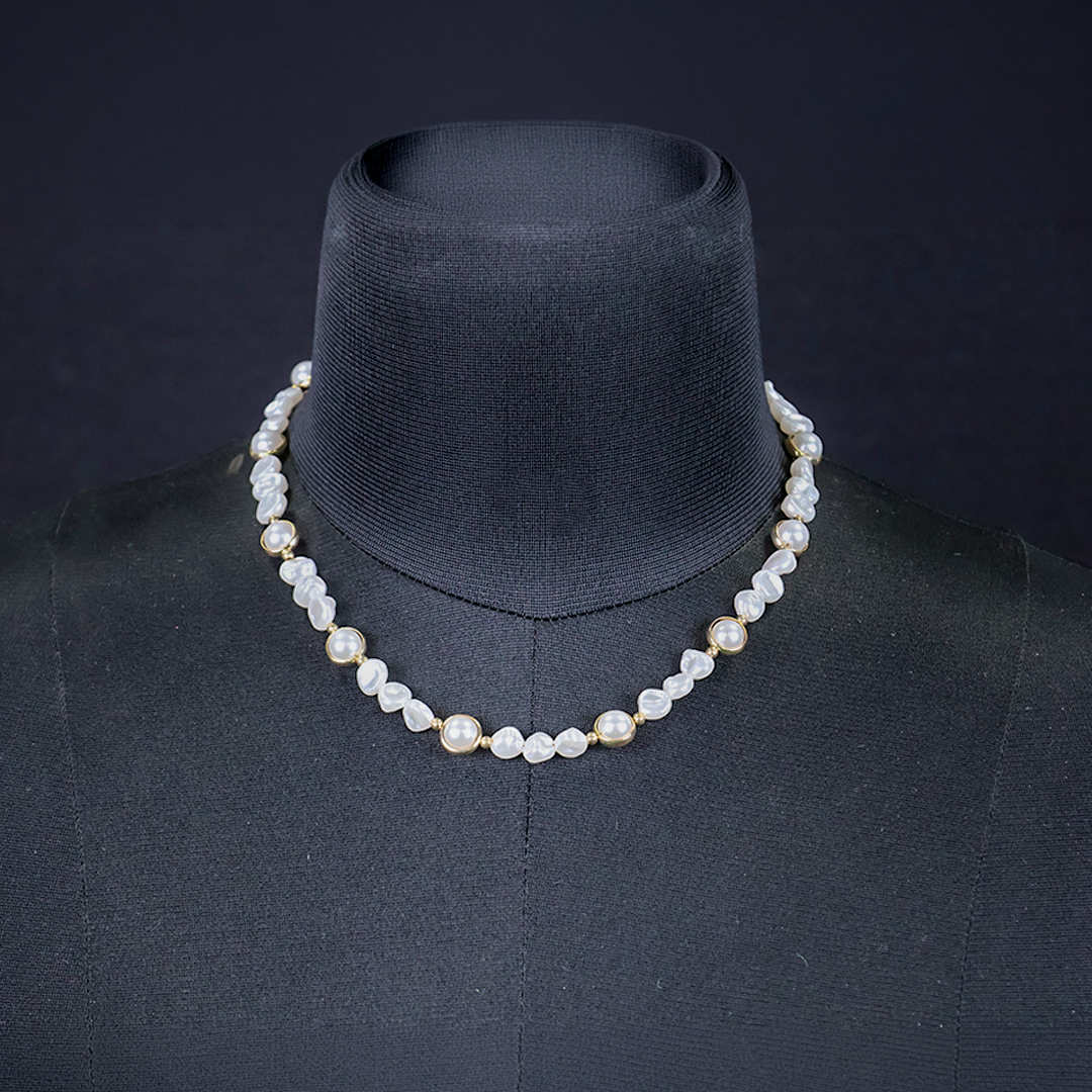 Uneven Pearl Necklace