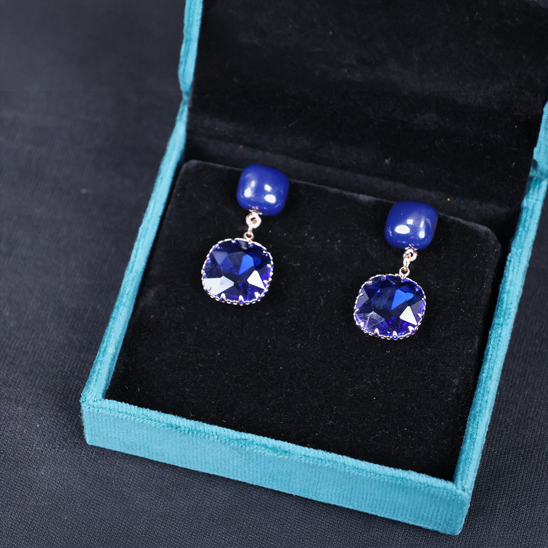 Modern Art Stone Earring