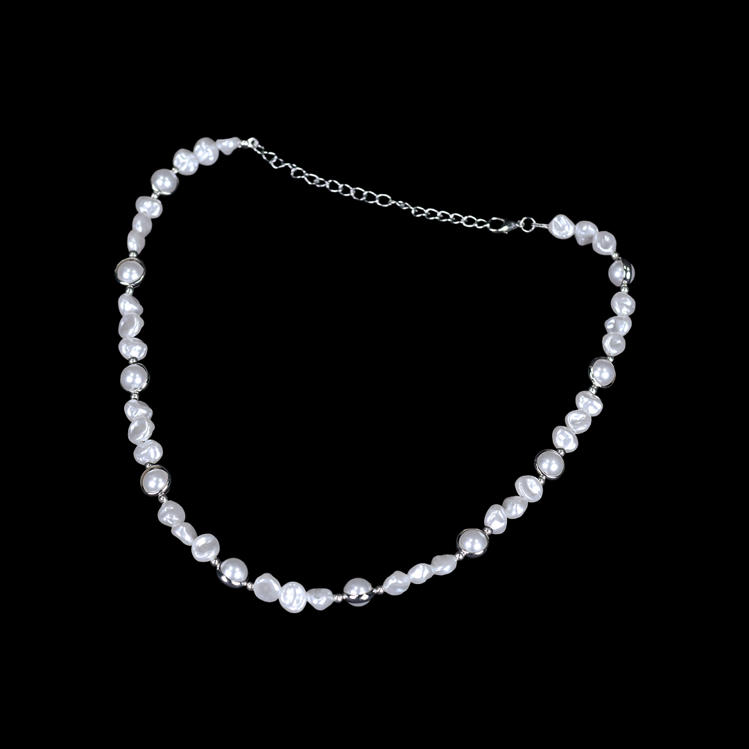 Uneven Pearl Necklace