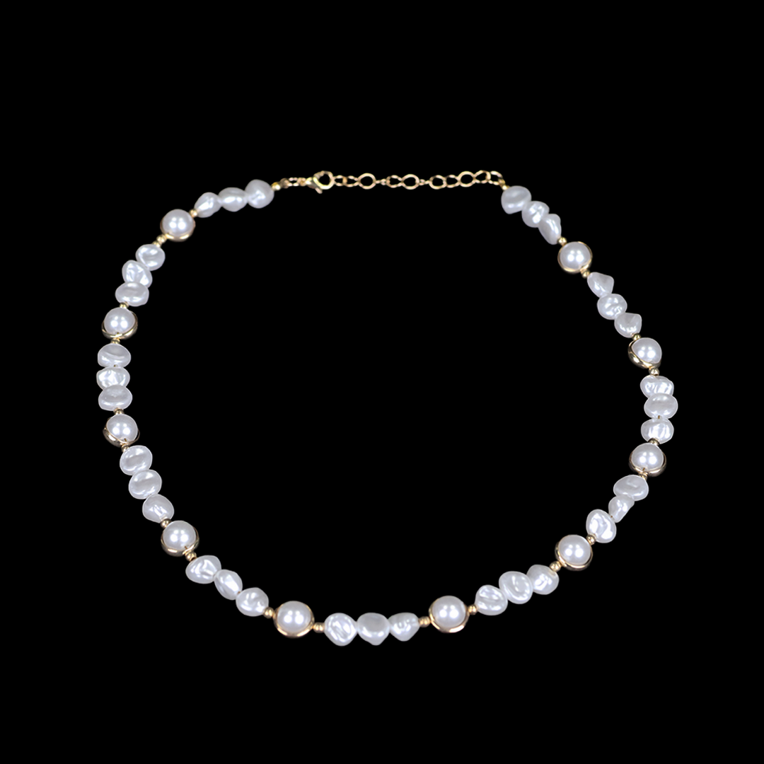 Uneven Pearl Necklace